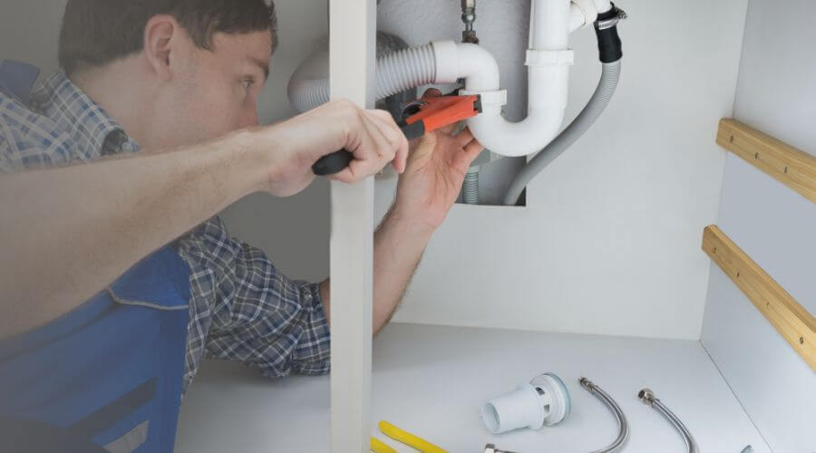 Professional clogged toilet repair in Kimberling City, MO